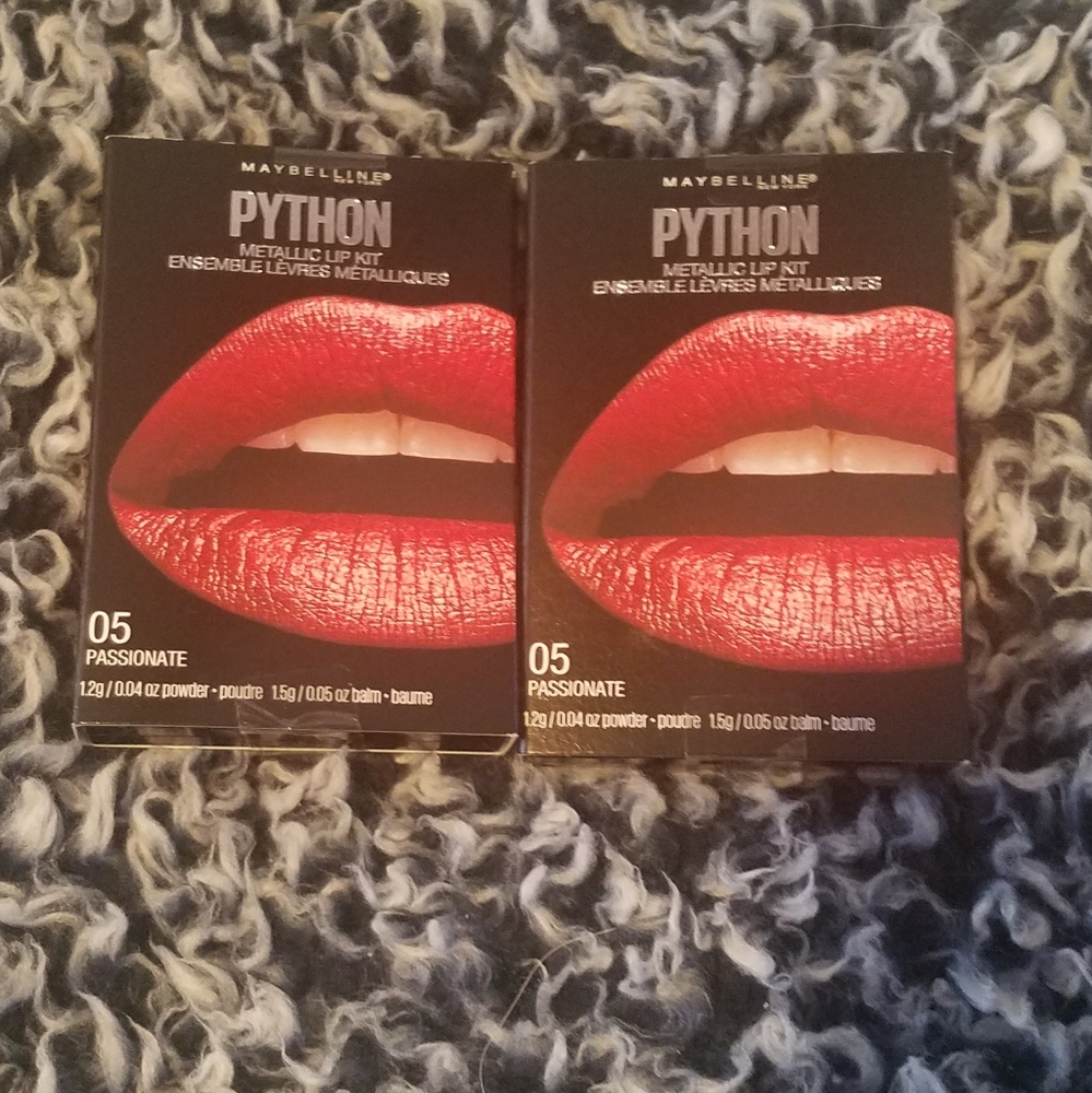 Maybelline Python Metallic Lip Kit Set of  2 Passionate